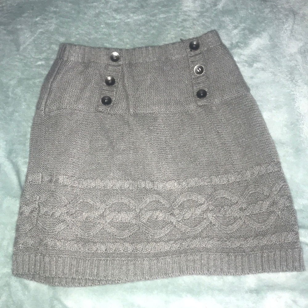 Grey skirt🌸